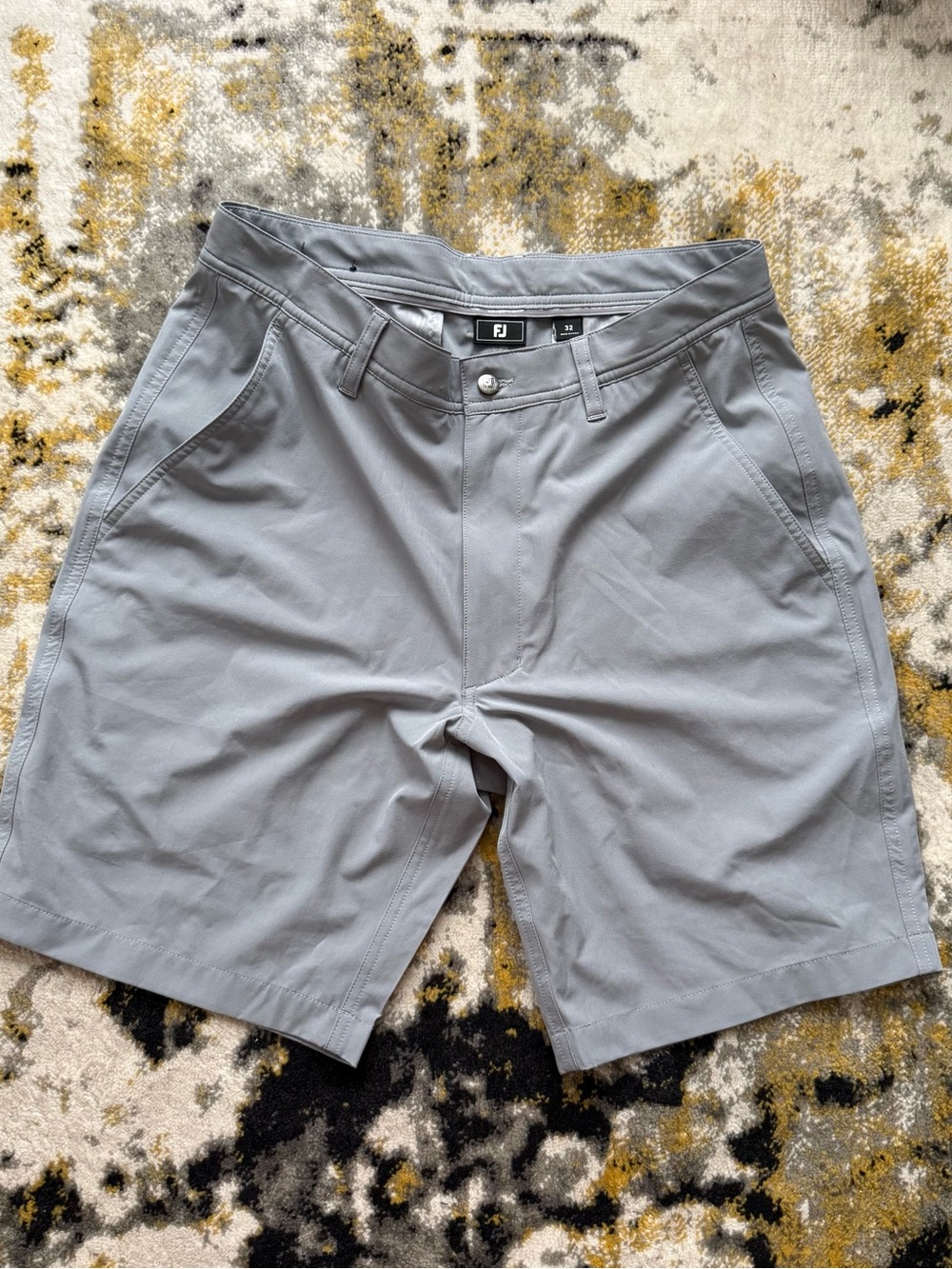 FootJoy Men's Flat Front Performance Shorts - Light Gray